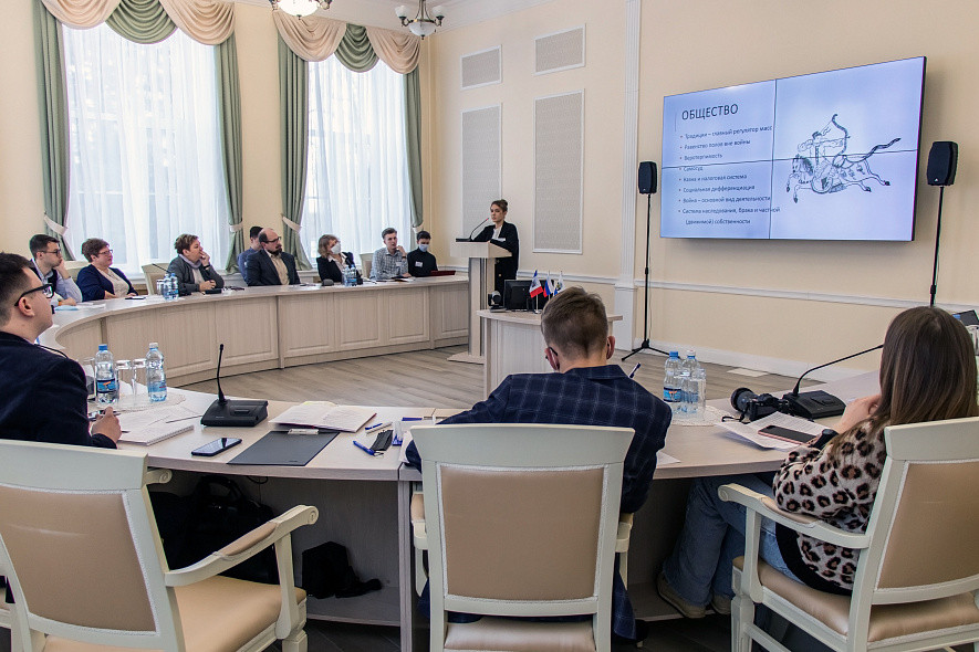 В НовГУ рассказали о принципах госустройства средневековой Монголии В НовГУ рассказали о принципах госустройства средневековой Монголии