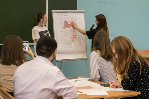 Студенты НовГУ смогут защищать дипломы проектными командами Студенты НовГУ смогут защищать дипломы проектными командами